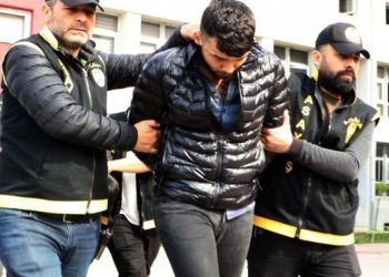 İnşaat işçisi iki arkadaşa tuzak: 91 bin liralarını gasbettiler!