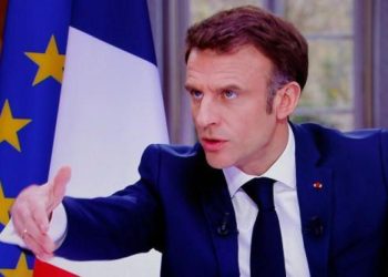 Macron: Bunu yapmak beni mutlu etmiyor ama zorundaydım