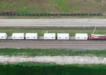 TCDD deprem bölgesinin ihtiyaçları için seferlerini sürdürüyor