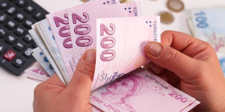Milyonlarca memur ve emekliyi ilgilendiyor! Teklif iletildi