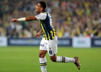 Djiku: Fenerbahçe, dünyanın en büyük spor kulübü