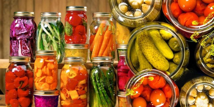 Hazırladığımız konserveler nasıl saklanır, ne kadar dayanır? Konserve yaparken sağlığa dikkat!