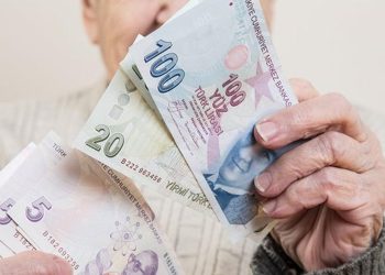 Emeklilerden seyyanen zam talebi! Rakam verdiler