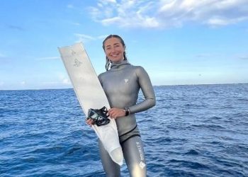 Milli sporcu Şahika Ercümen’den Hatay’da dünya rekoru