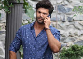 Polis rolüyle Arka Sokaklar’da rüzgar gibi esmişti! Kendi Düşen Ağlamaz’a imzasını attı